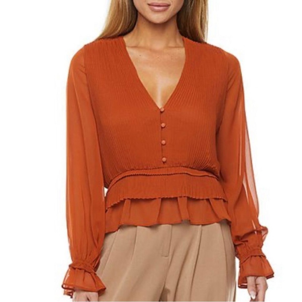 Chic Rust V-Neck Blouse with Button Accents